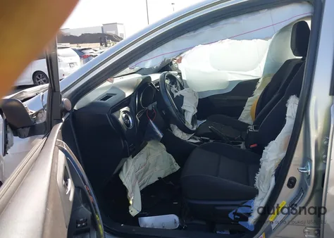 2017 Toyota Corolla Im z USA, uszkodzony, nr VIN JTNKARJE1HJ544108